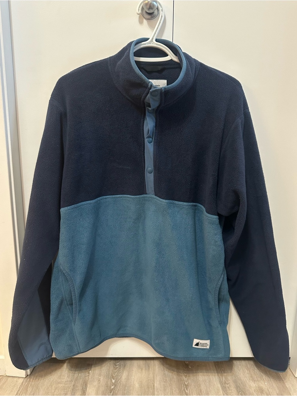 Mountain Equipment Company Men's Zip-Up Fleece Pullover, Size Large